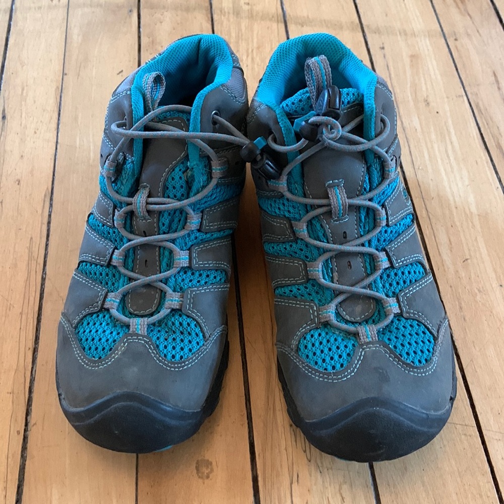 Keen Cross Trainers